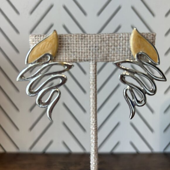 Vintage Abstract Silver Enamel Wing Dangle Earrings Modernist Wavy 80s Unique - Picture 1 of 6